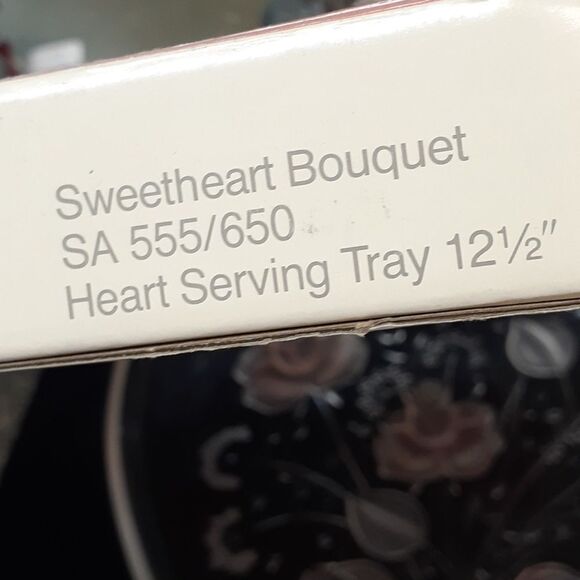 Mikasa crystal heart shaped serving tray. - Picture 8 of 10